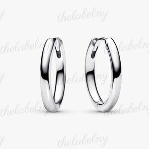 Pandora Pandora Moments 18 mm Charm Hoop Earrings